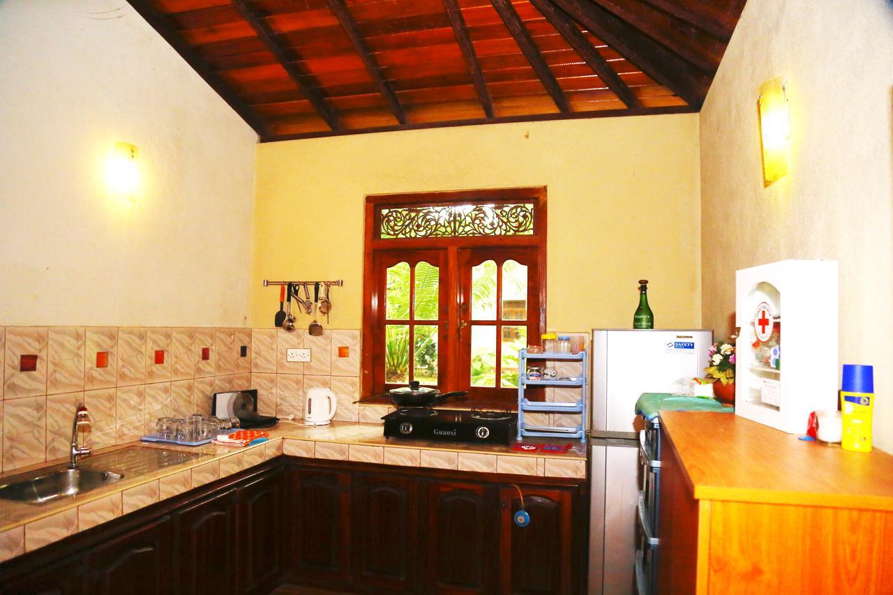 Kurulu Garden - Gecko Villa Balapitiya Extérieur photo