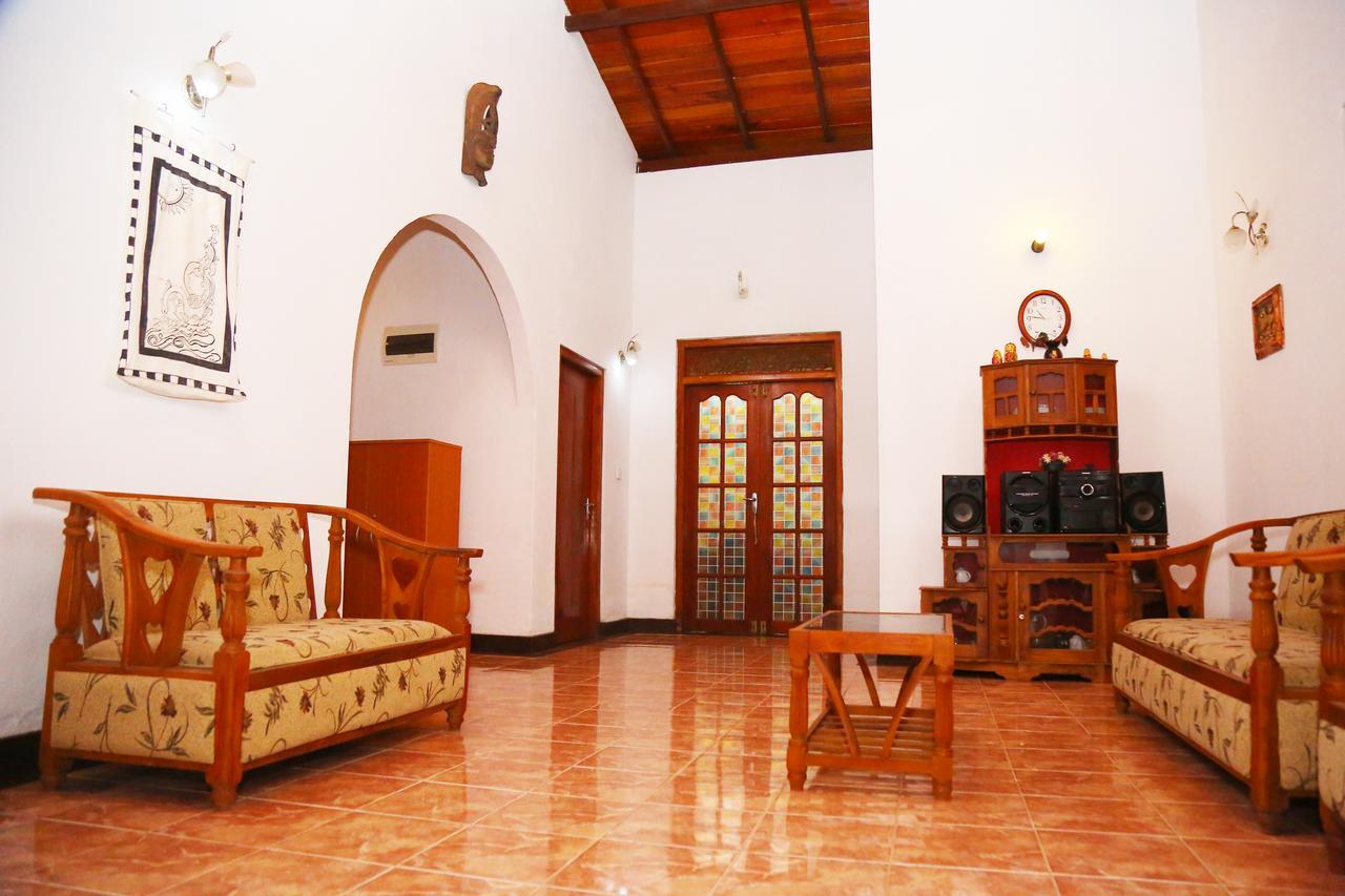 Kurulu Garden - Gecko Villa Balapitiya Extérieur photo