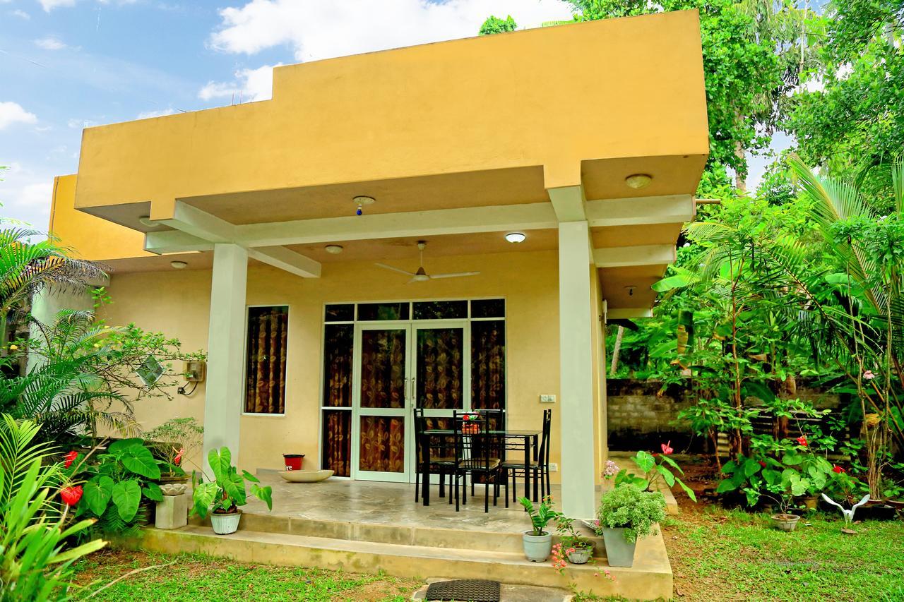 Kurulu Garden - Gecko Villa Balapitiya Extérieur photo